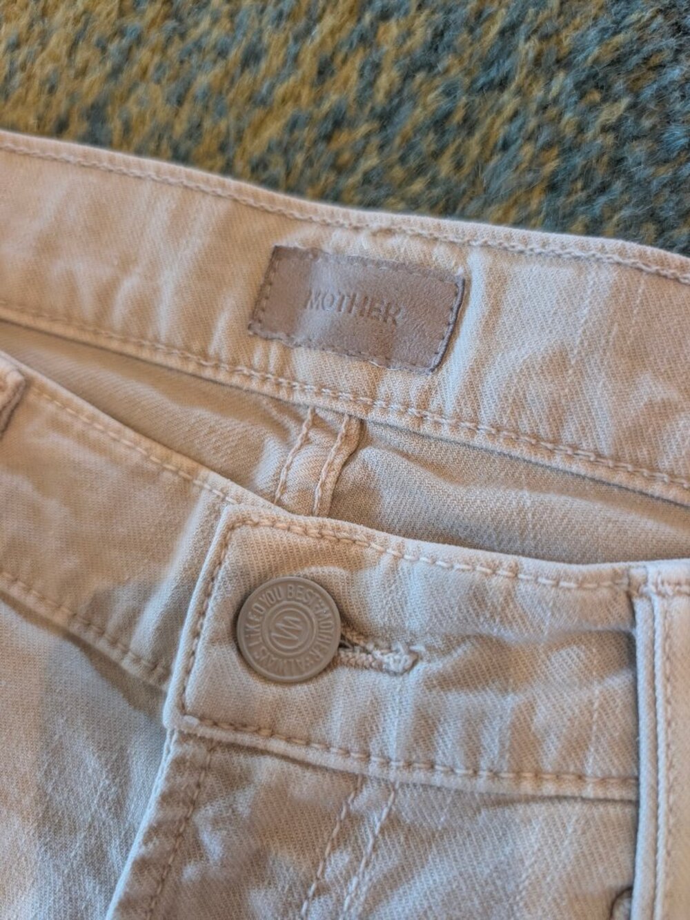 MOTHER The Insider Ankle Fray in Chalk It Up 30 x 27 Jeans Pants denim Tan beige - Picture 9 of 16